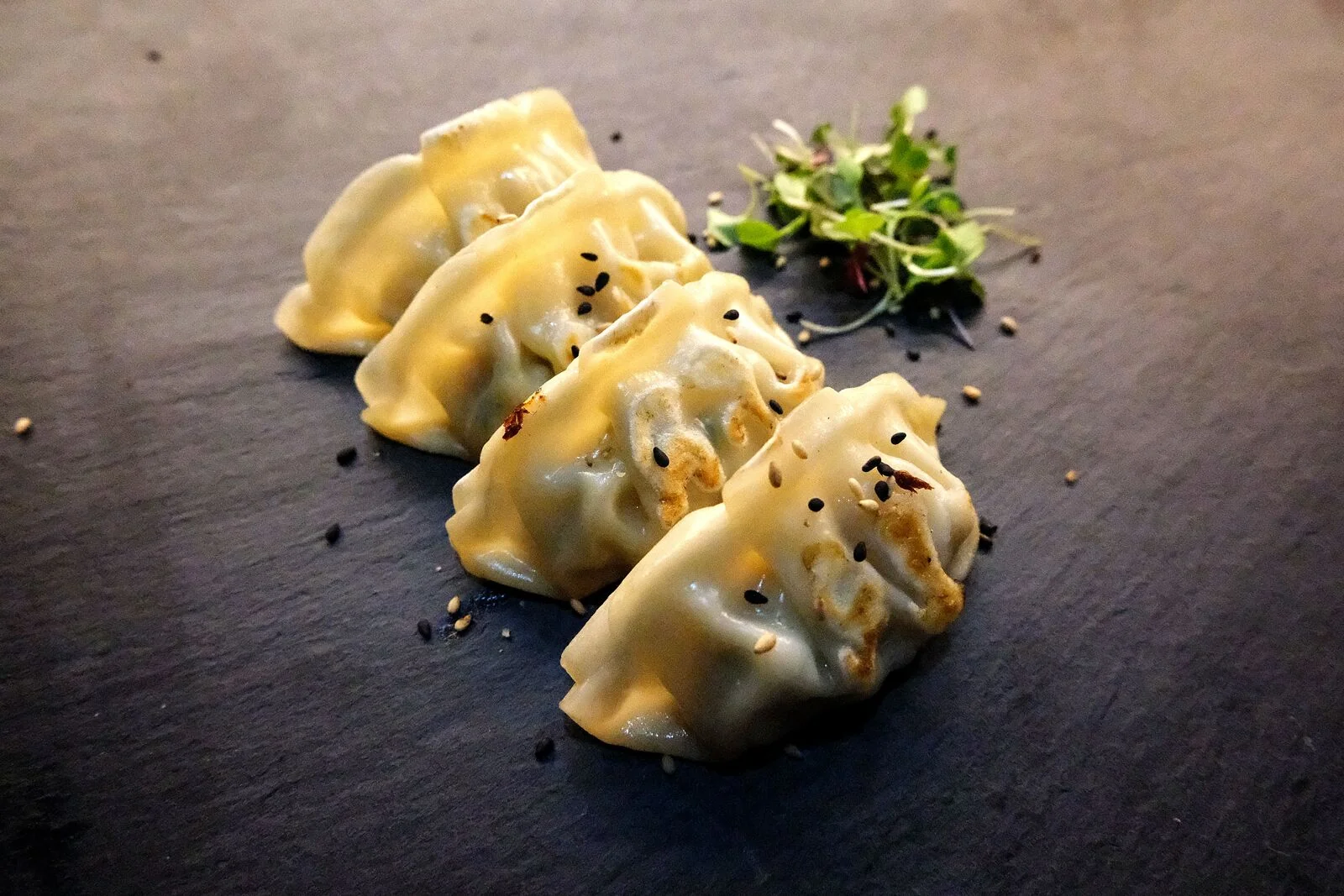 Gyozas de pollo (4und)
